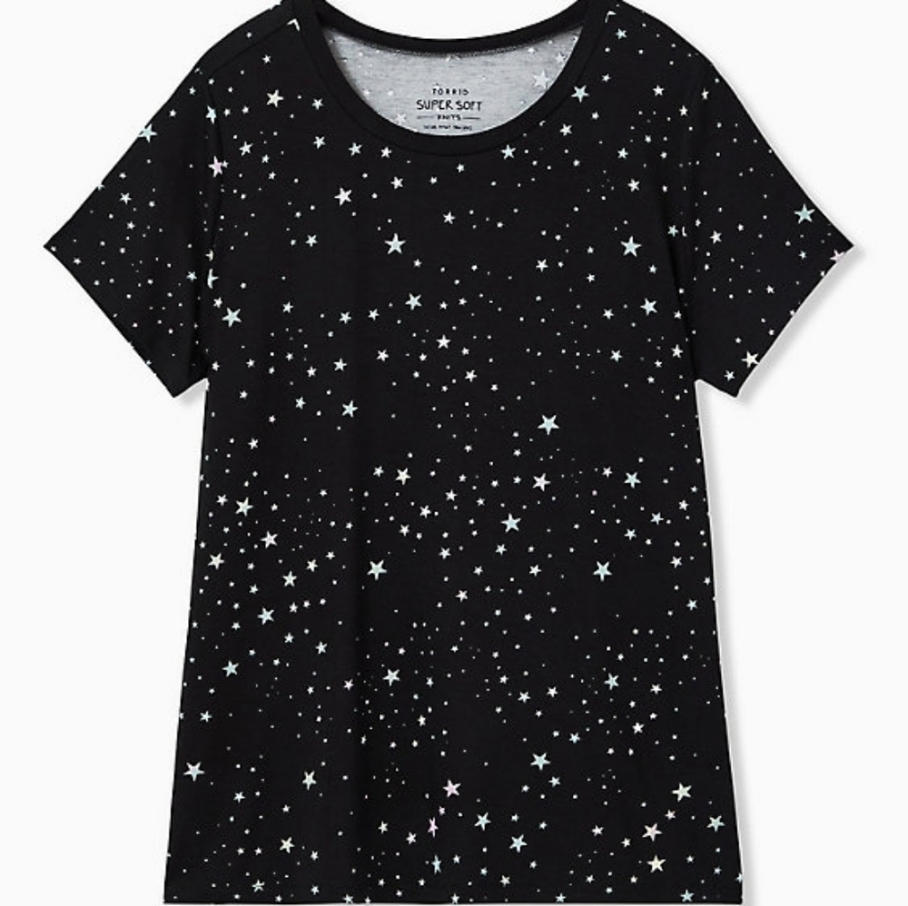 TORRID PERFECT TEE - SUPER SOFT STAR CLUSTER BLACK